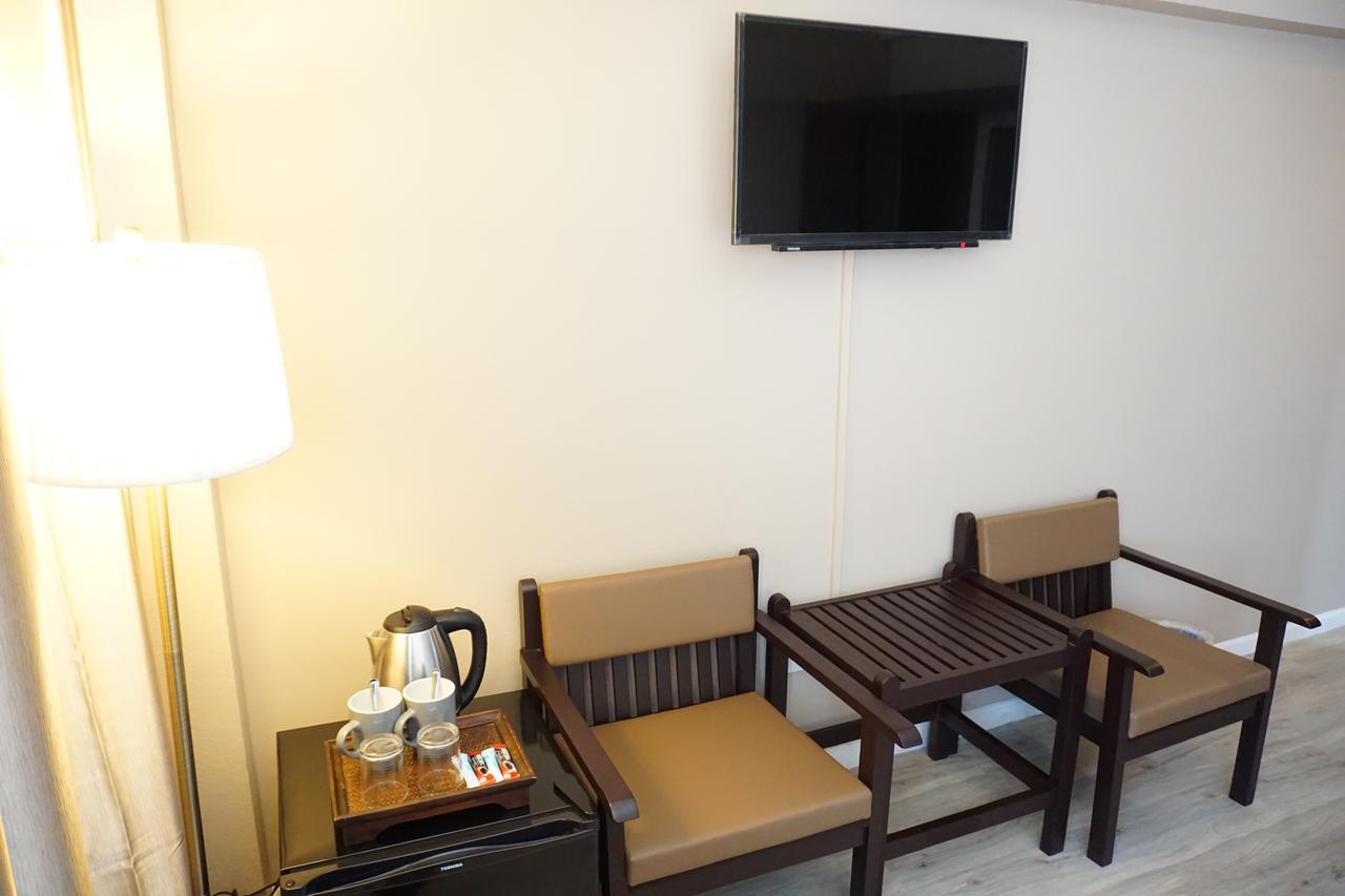 Taris Art Hotel Пхре Екстер'єр фото